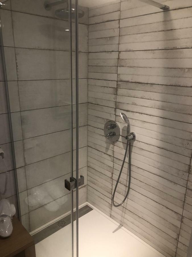 Double Room Spa Bath,831857384:JPEG